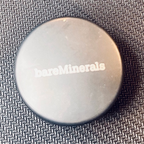 bareMinerals Translucent Powder Compact - Picture 2 of 3
